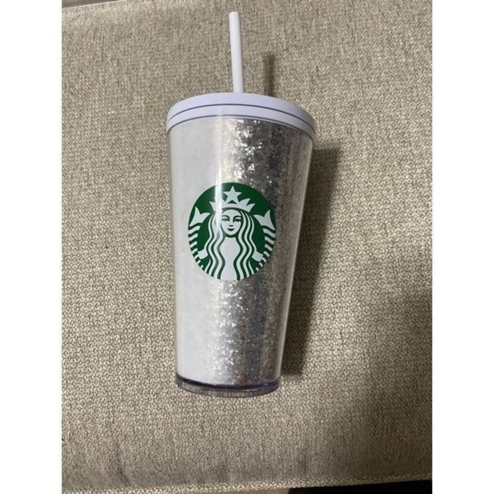 Starbucks holiday 2020 tumbler